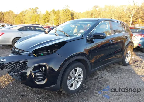 2019 Kia Sportage Lx z USA, uszkodzony, nr VIN KNDPMCAC1K7502877